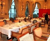 OMGD South African Wine Tasting Bord Eau, Shangri-La Abu Dhabi